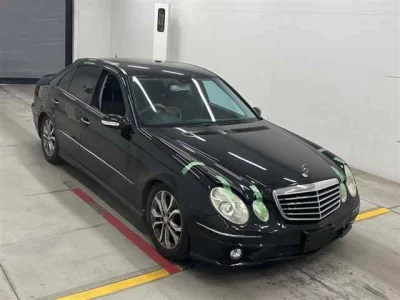 Mercedes-Benz E CLASS  с аукциона в Японии