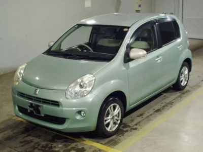 Toyota PASSO  с аукциона в Японии