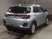 Toyota RAIZE лот № 84 оценка 4  с аукциона в Японии 1