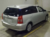 Toyota WISH лот № 7092 оценка 3.5  с аукциона в Японии 1