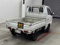Suzuki CARRY TRUCK лот № 90129 оценка 3.5  с аукциона в Японии 4
