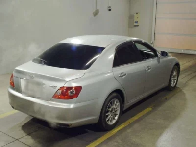 Toyota MARK X  с аукциона в Японии