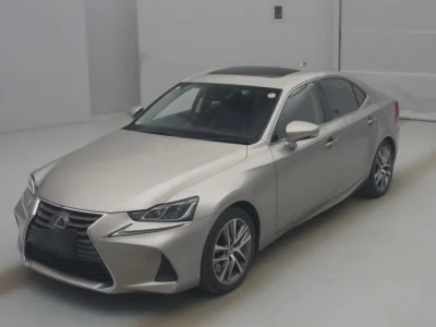 Lexus IS  с аукциона в Японии