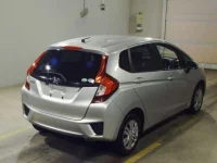 Honda FIT лот № 7107 оценка RA  с аукциона в Японии 1