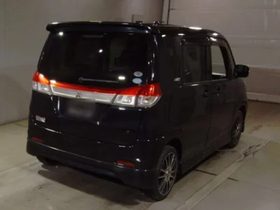 Mitsubishi DELICA D2