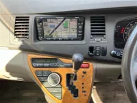 Toyota ISIS лот № 90161 оценка 3.5  с аукциона в Японии 5