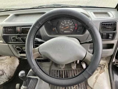 Mitsubishi MINICAB TRUCK