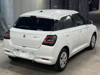 Suzuki SWIFT лот № 7066 оценка 4.5  с аукциона в Японии 4