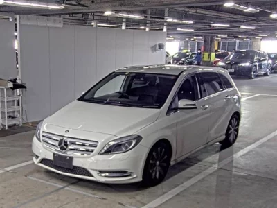 Mercedes-Benz B CLASS