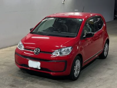 Volkswagen UP  с аукциона в Японии