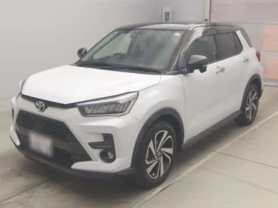 Toyota RAIZE  с аукциона в Японии