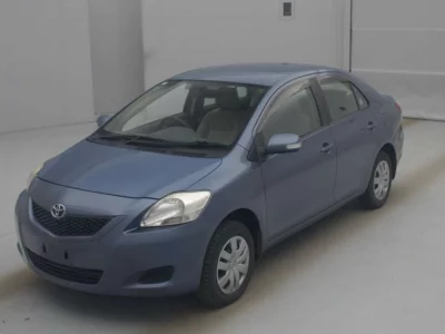 Toyota BELTA  с аукциона в Японии