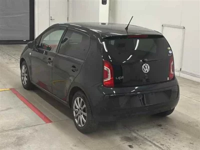 Volkswagen UP  с аукциона в Японии
