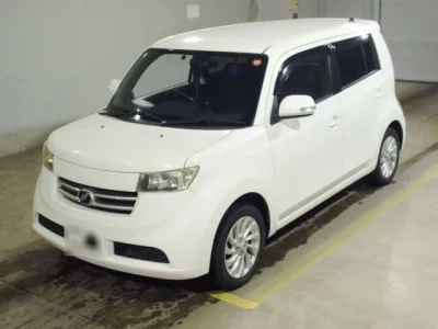 Toyota BB  с аукциона в Японии