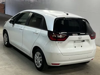 Honda FIT  с аукциона в Японии