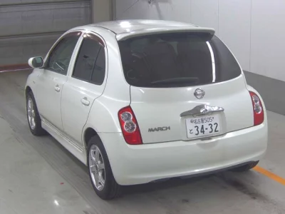 Nissan MARCH  с аукциона в Японии