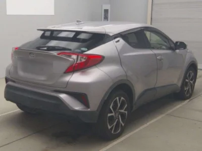 Toyota C-HR  с аукциона в Японии
