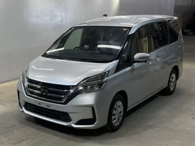 Nissan SERENA  с аукциона в Японии