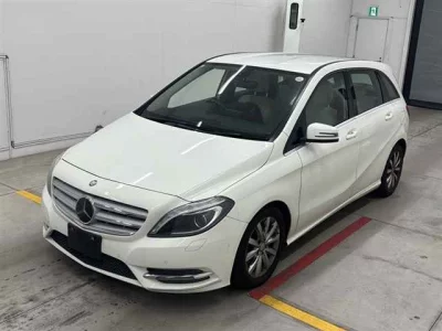 Mercedes-Benz B CLASS