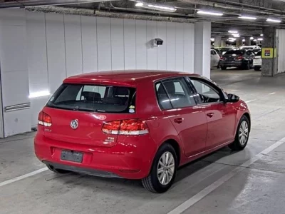 Volkswagen GOLF  с аукциона в Японии