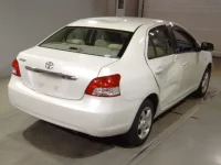Toyota BELTA лот № 7230 оценка R  с аукциона в Японии 1