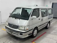 Toyota HIACE лот № 60028 оценка R  с аукциона в Японии 3