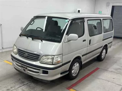 Toyota HIACE  с аукциона в Японии