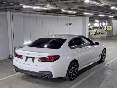 BMW 5-Series  с аукциона в Японии