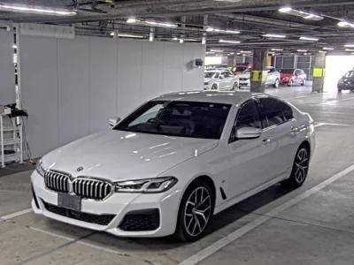 BMW 5-Series  с аукциона в Японии