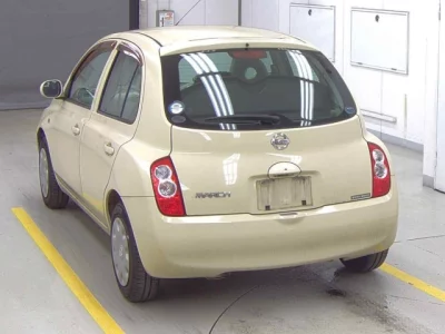 Nissan MARCH  с аукциона в Японии