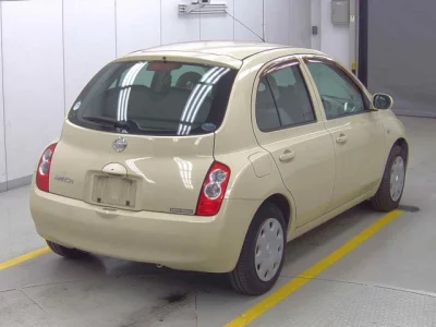Nissan MARCH  с аукциона в Японии