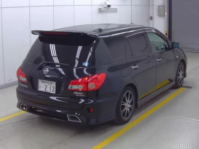 Nissan WINGROAD  с аукциона в Японии