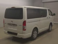 Toyota HIACE VAN лот № 86001 оценка 4.5  с аукциона в Японии 1