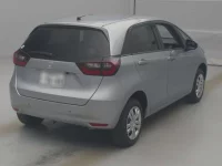 Honda FIT лот № 70068 оценка 3.5  с аукциона в Японии 1