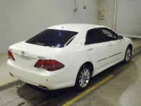 Toyota CROWN лот № 7181 оценка 3.5  с аукциона в Японии 1