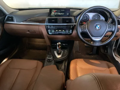 BMW 3-Series  с аукциона в Японии