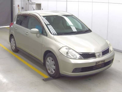 Nissan TIIDA  с аукциона в Японии