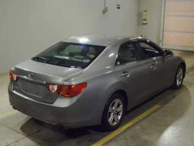 Toyota MARK X  с аукциона в Японии