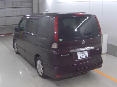 Nissan SERENA  с аукциона в Японии