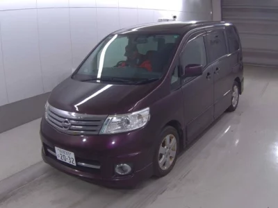 Nissan SERENA  с аукциона в Японии