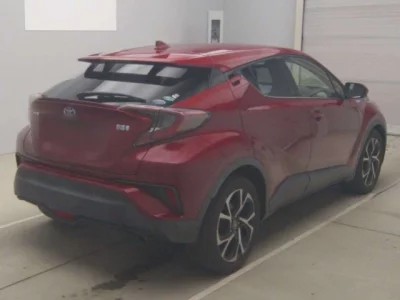 Toyota C-HR  с аукциона в Японии