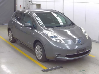 Nissan LEAF  с аукциона в Японии