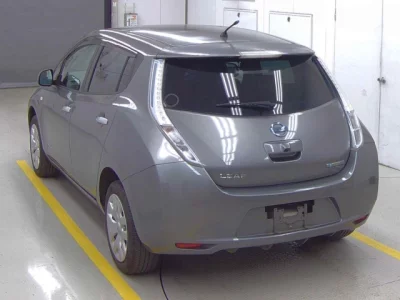 Nissan LEAF  с аукциона в Японии