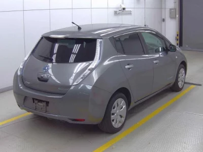 Nissan LEAF  с аукциона в Японии
