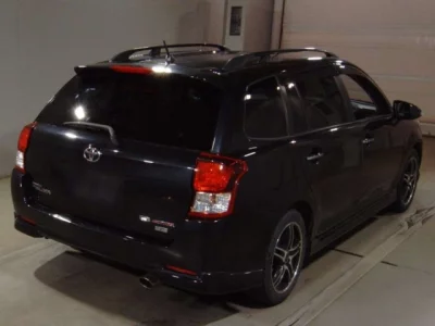 Toyota COROLLA FIELDER  с аукциона в Японии