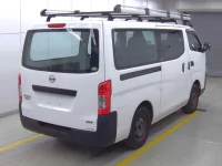 Nissan CARAVAN VAN лот № 5044 оценка 3  с аукциона в Японии 3