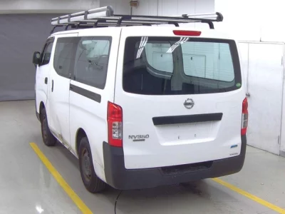 Nissan CARAVAN VAN  с аукциона в Японии