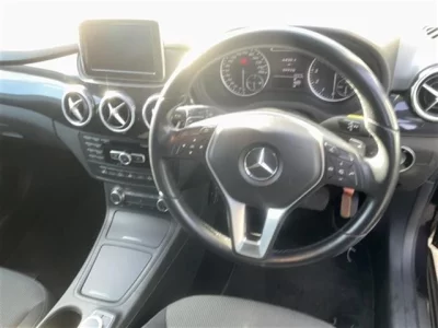 Mercedes-Benz B CLASS