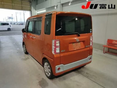 Daihatsu WAKE  с аукциона в Японии