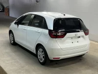 Honda FIT лот № 47 оценка R  с аукциона в Японии 1